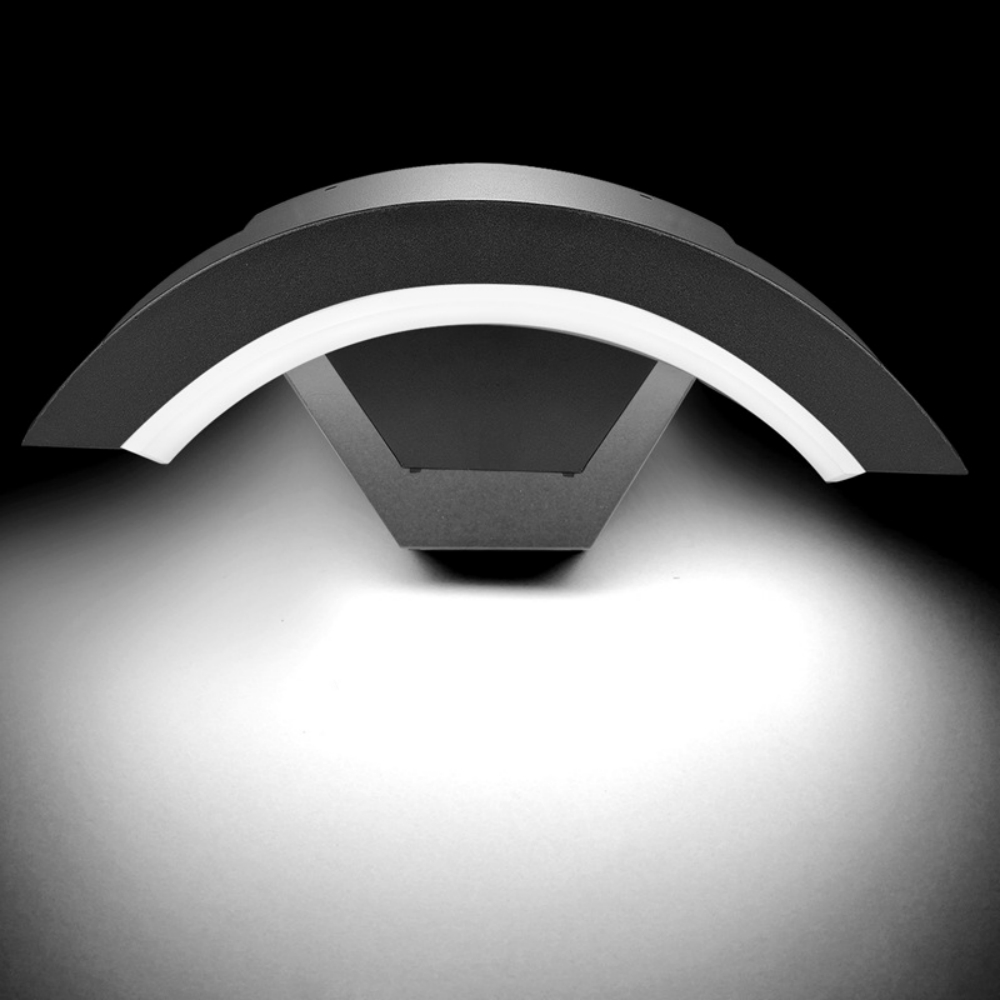 9W RGBW Smart Outdoor Wall Lam - مراجعة Outdoor Lighting Zigbee وسعره